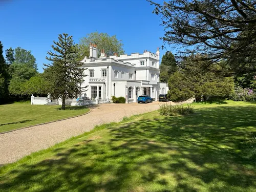 Stucco country home in Worth, M361