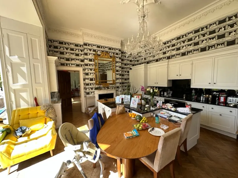 Kitchen at Stucco country home in Worth, M361 (photo 8)