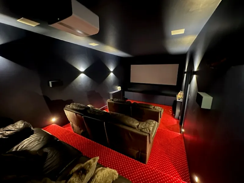 Home cinema at Stucco country home in Worth, M361 (photo 20)