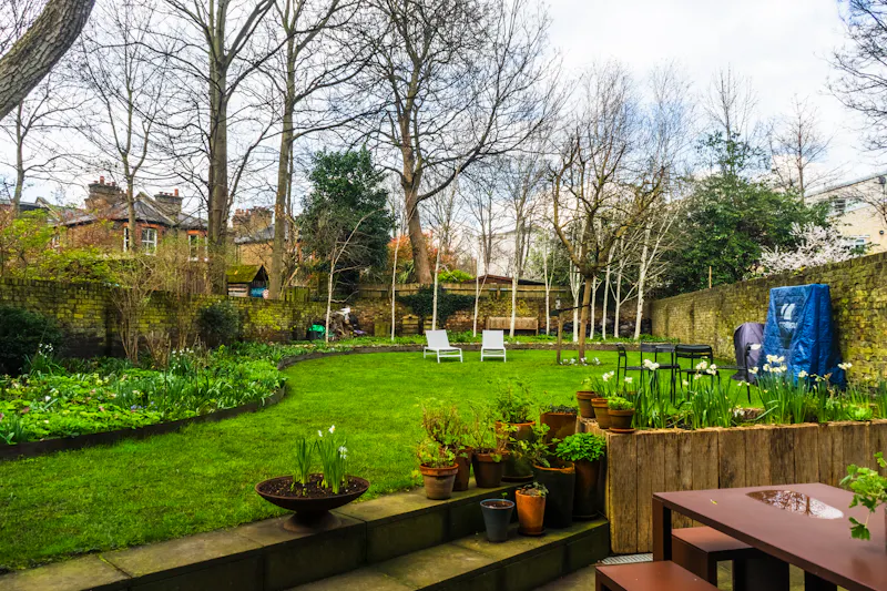 Walled garden at RIBA Canonbury Townhouse, B2038 (photo 57)
