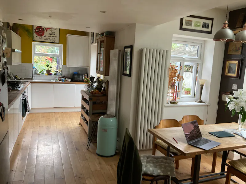 Kitchen at Pretty Peckham terrace, B1833 (photo 3)