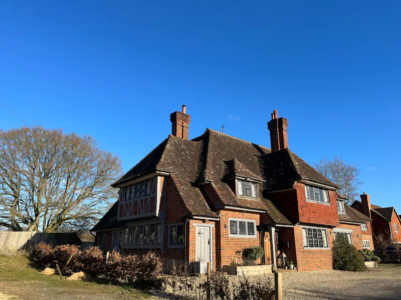 Arts and Crafts pub home Bix , M293 (photo 44)