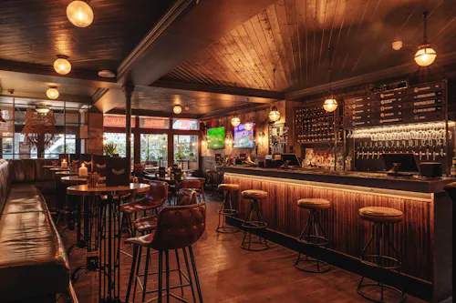 Smart Camden Bar, R875