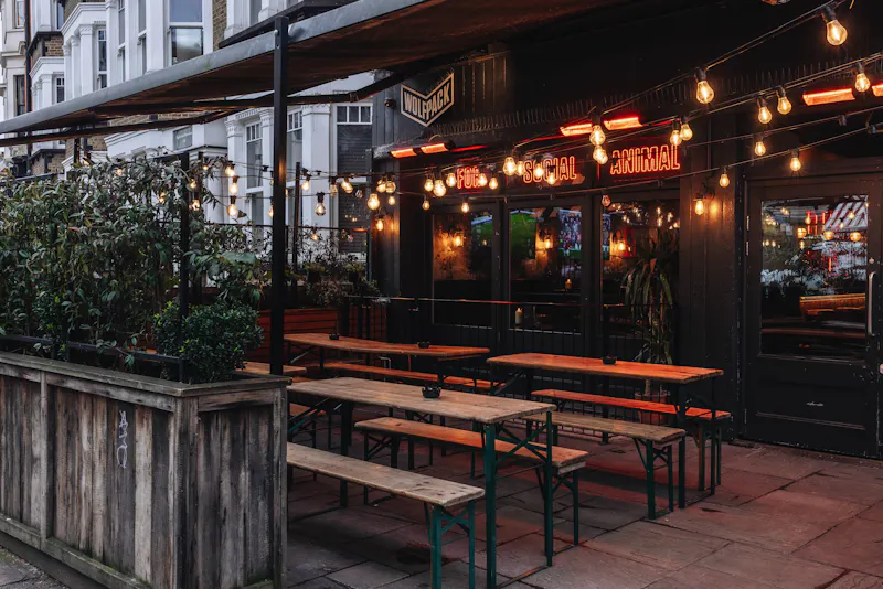 Terrace/Patio at Smart Camden Bar, R875 (photo 1)