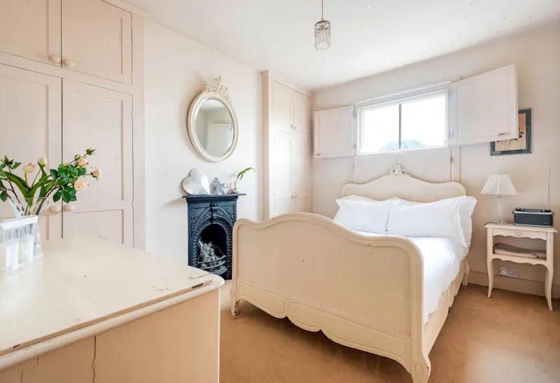 Bedroom at Clapham Townhouse, B1799 (photo 13)