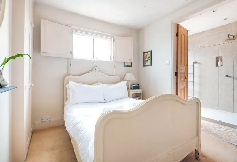 Clapham Townhouse, B1799 (photo 14)