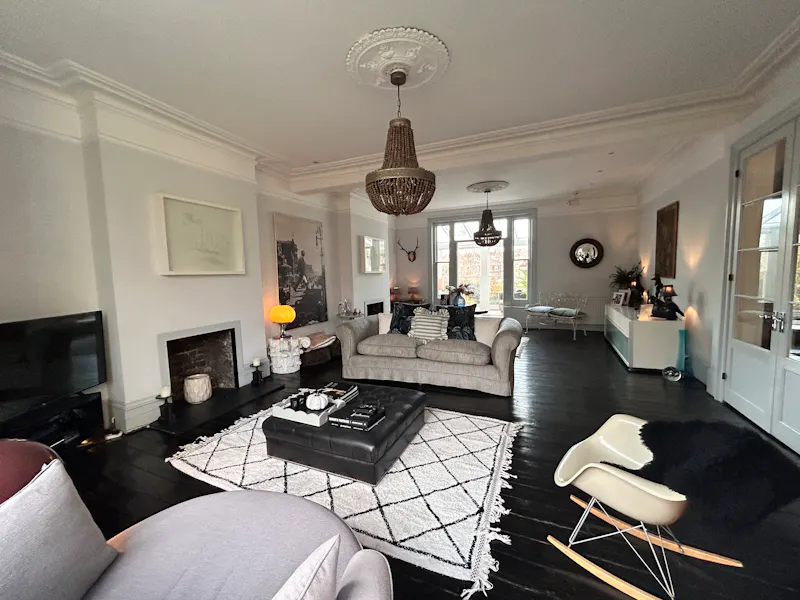 Living Room at Tufnell Park Edwardian Home, D1955 (photo 4)