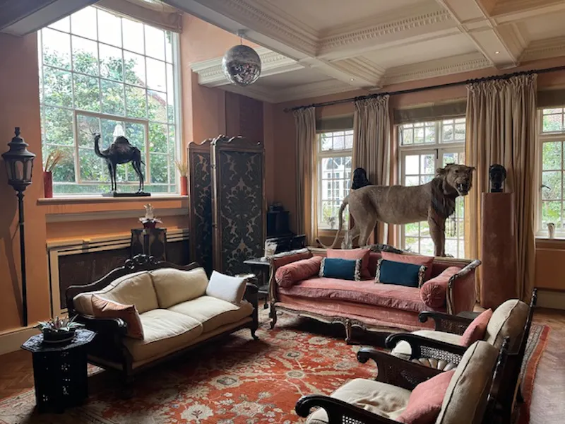 Classic Cheyne Row Townhouse, A1625 (photo 6)