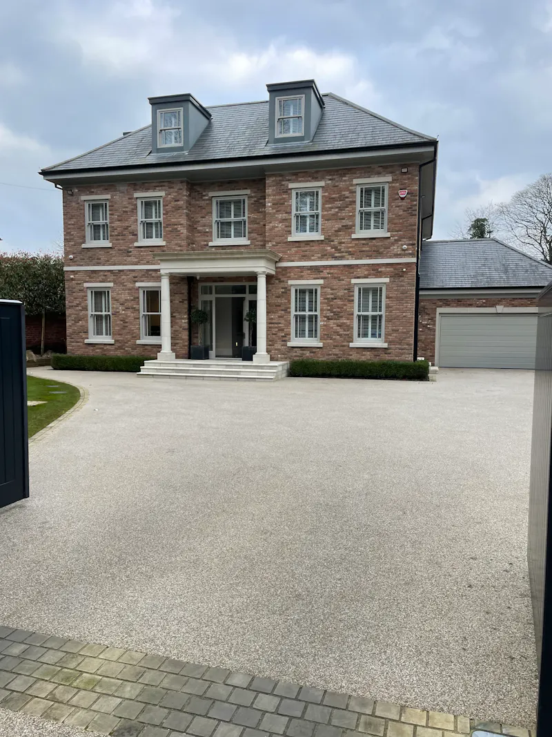 Garage at Modern Manchester family home, D2768 (photo 1)