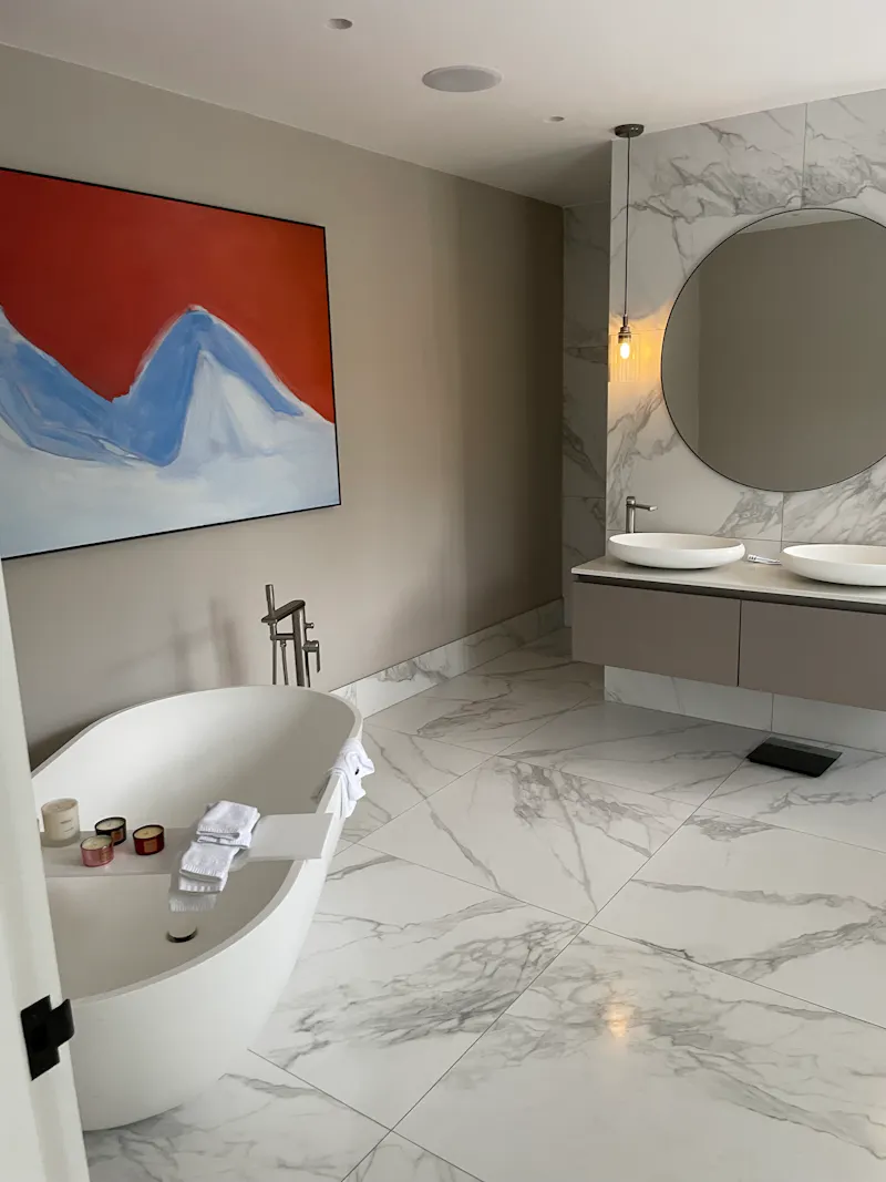 Bathroom at Modern Manchester family home, D2768 (photo 24)