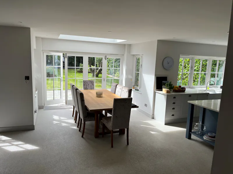 Dining room at Haslemere family home, C942 (photo 11)