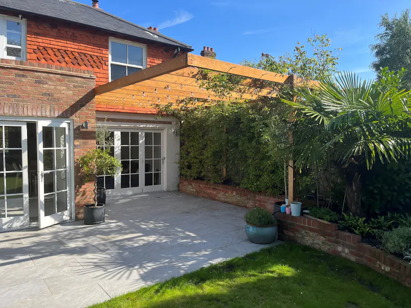 Haslemere family home, C942 (photo 14)