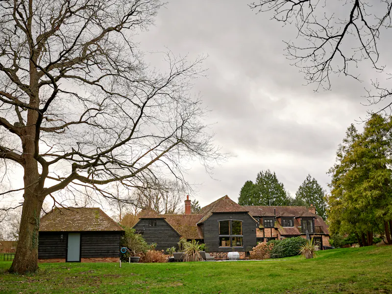 Garden at Chobham Lake House, L756 (photo 30)