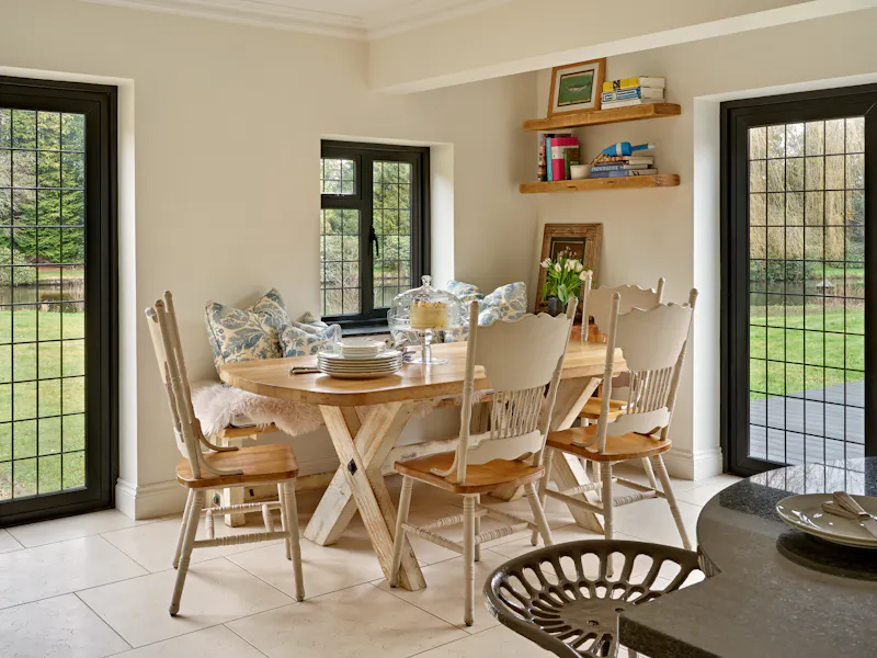 Chobham Lake House, L756 (photo 5)