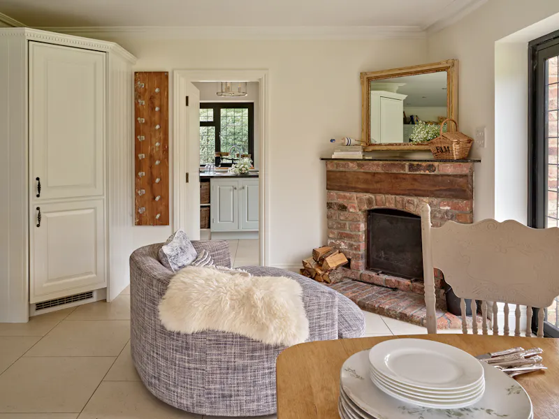 Fireplace at Chobham Lake House, L756 (photo 6)