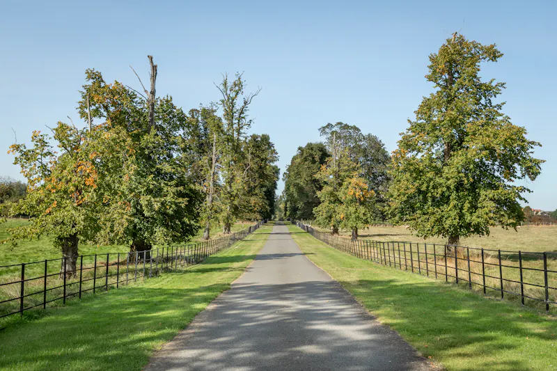 Driveway at Listed Warwickshire Estate, H192 (photo 38)