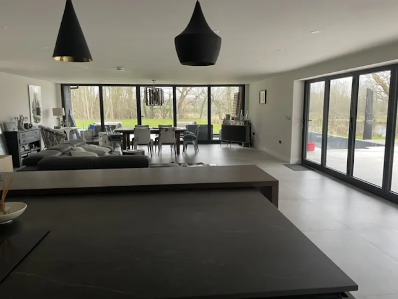 Modern pool house Wineham , D2769 (photo 3)
