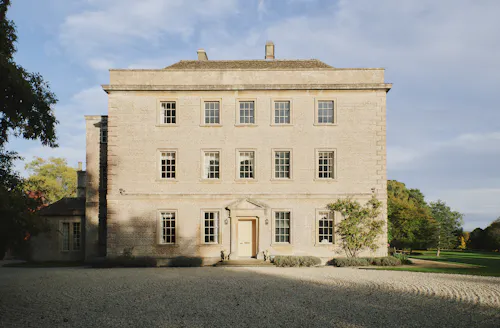 Idyllic Georgian Chippenham Manor, A1626