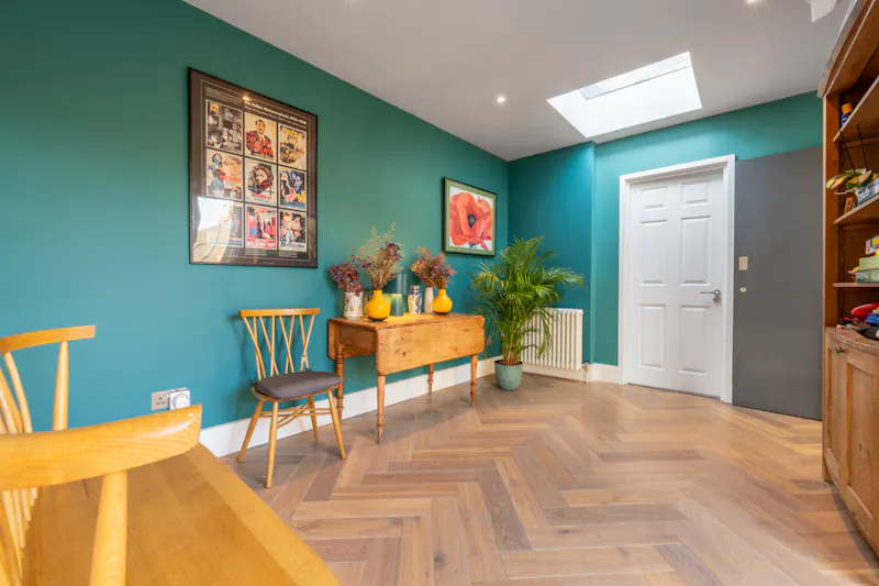 1930's Kensal Rise Home, D2770 (photo 9)