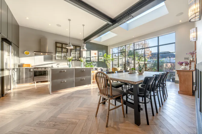 Crittall windows at 1930's Kensal Rise Home, D2770 (photo 4)