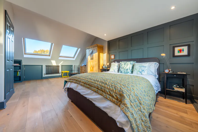 Attic at 1930's Kensal Rise Home, D2770 (photo 18)