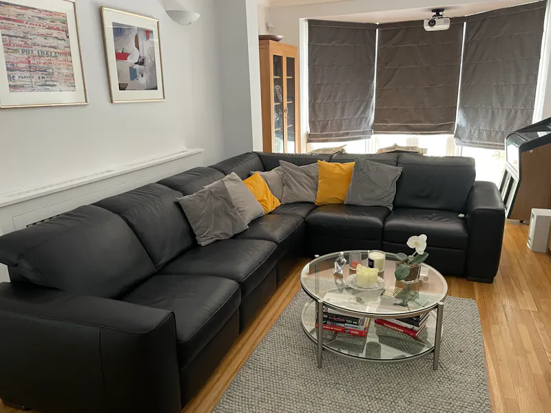 Living Room at Classic family home in Barnet, D2780 (photo 14)