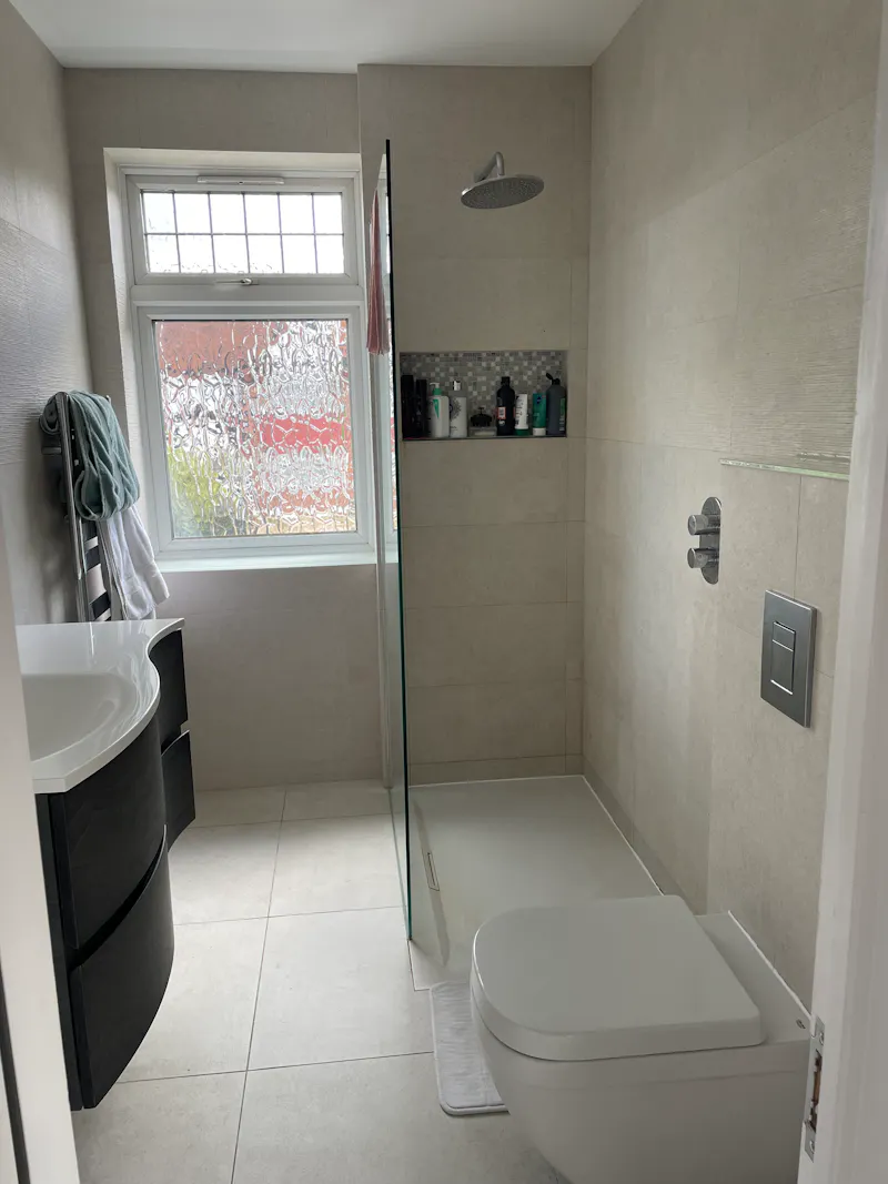 Classic family home in Barnet, D2780 (photo 16)