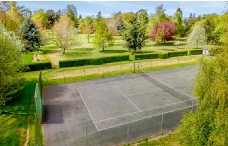Tennis court at Barnston Grade 2 Rectory, A1627 (photo 43)