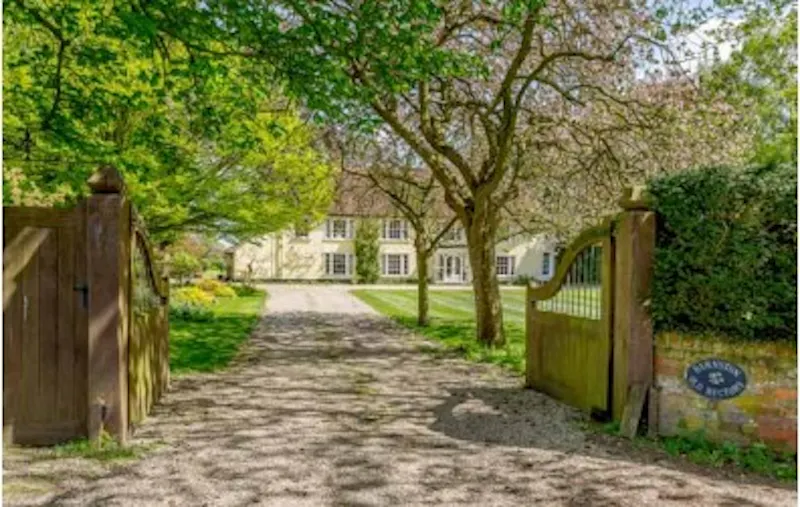 Gate at Barnston Grade 2 Rectory, A1627 (photo 57)