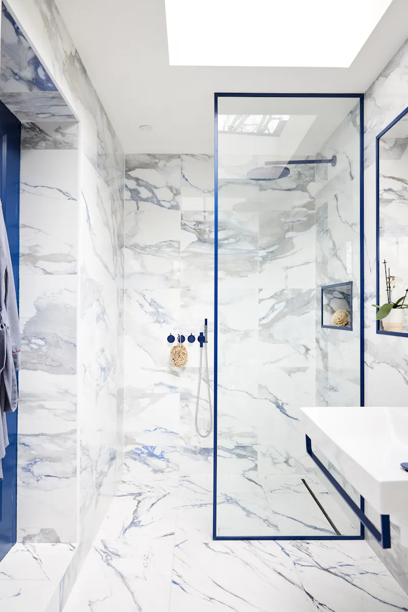 Bathroom at Large Bayswater townhouse, A1633 (photo 29)