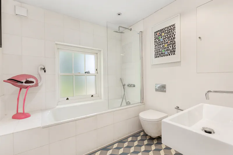 Bathroom at Large Bayswater townhouse, A1633 (photo 26)