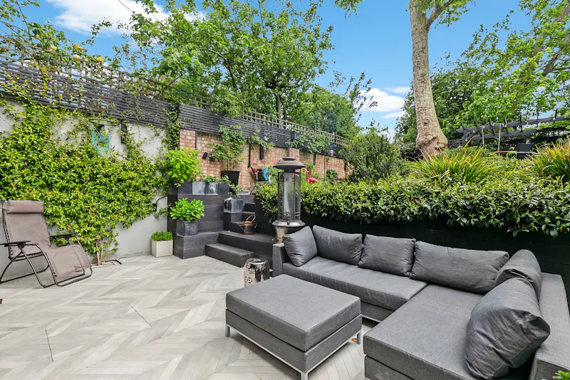 Large Bayswater townhouse, A1633 (photo 46)