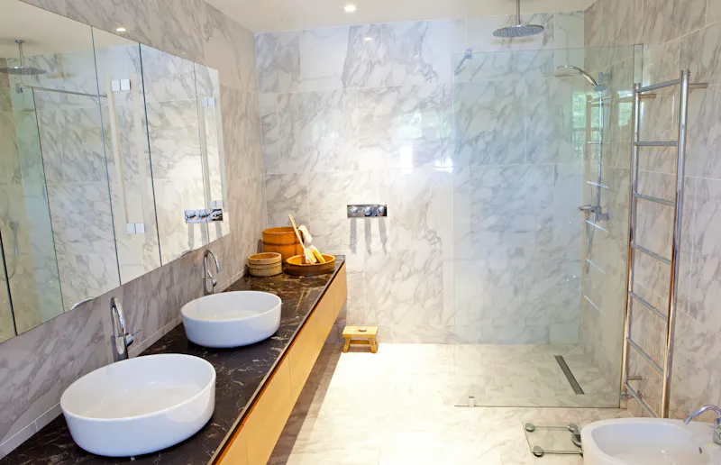 Shower at Airy Modern Highgate Home, D2546 (photo 23)