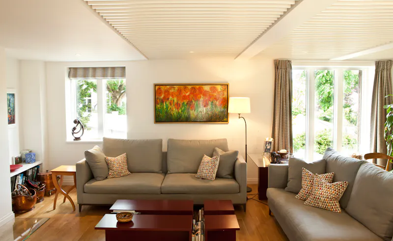 Airy Modern Highgate Home, D2546 (photo 15)