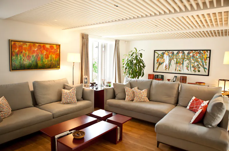 Airy Modern Highgate Home, D2546 (photo 16)