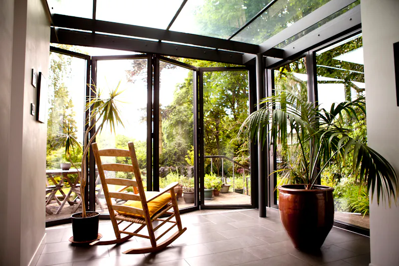 Conservatory at Airy Modern Highgate Home, D2546 (photo 13)