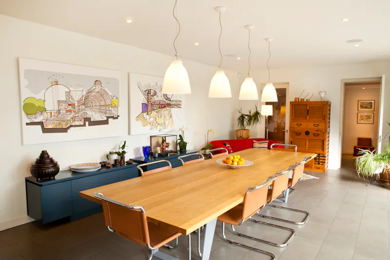 Airy Modern Highgate Home, D2546 (photo 5)