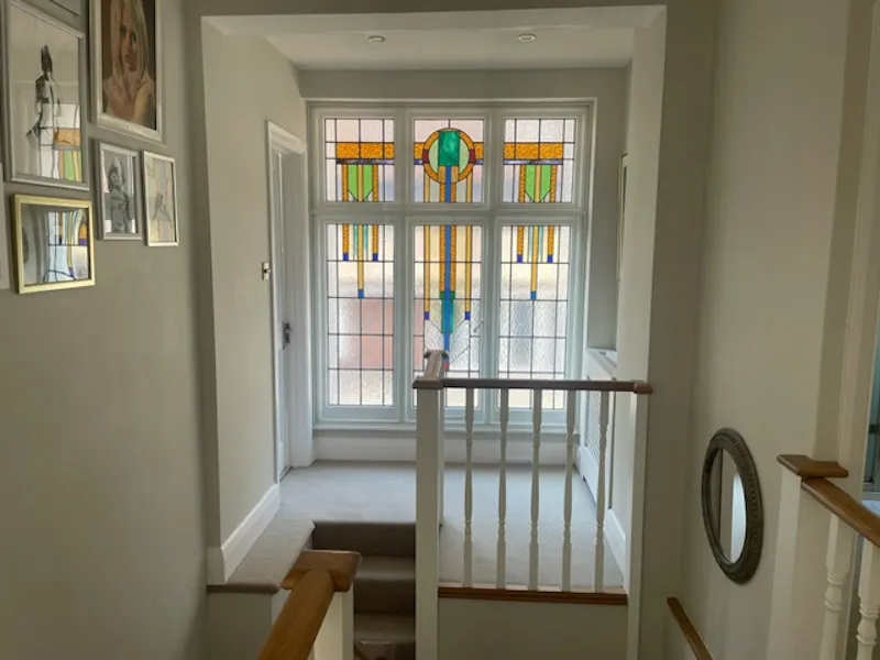 Classic family home in Barnet, D2780 (photo 18)