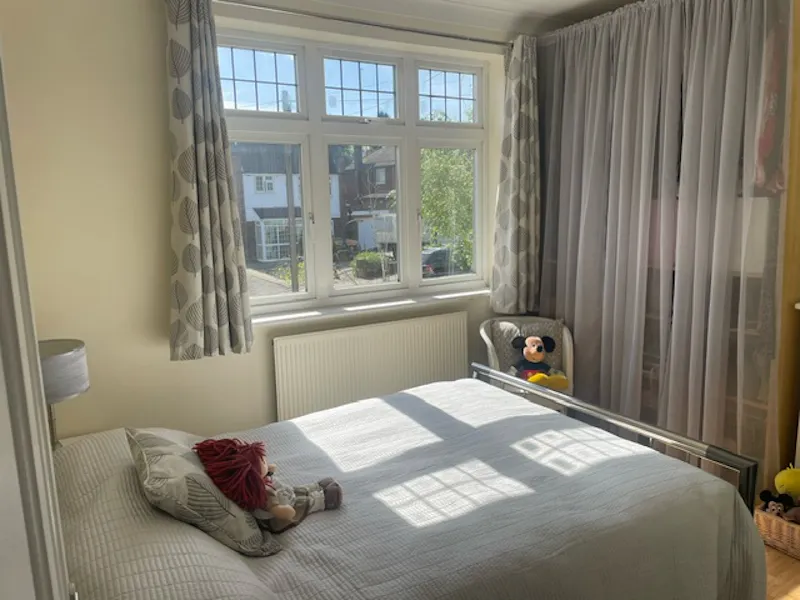 Classic family home in Barnet, D2780 (photo 25)