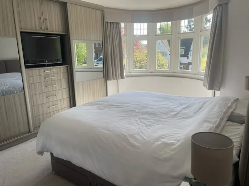 Bedroom at Classic family home in Barnet, D2780 (photo 22)
