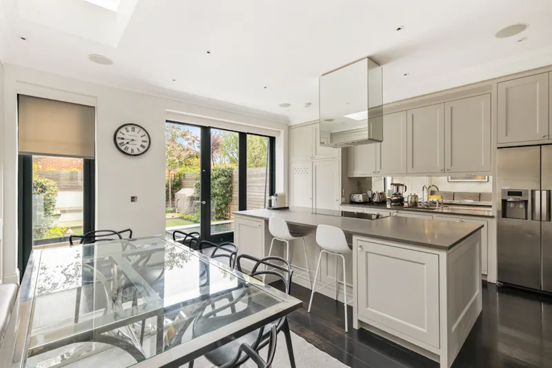 Kitchen at Luxury Latimer Road home, E533 (photo 5)