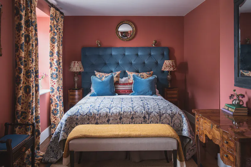 Bedroom at Gothic Castle in Maidstone, G319 (photo 19)