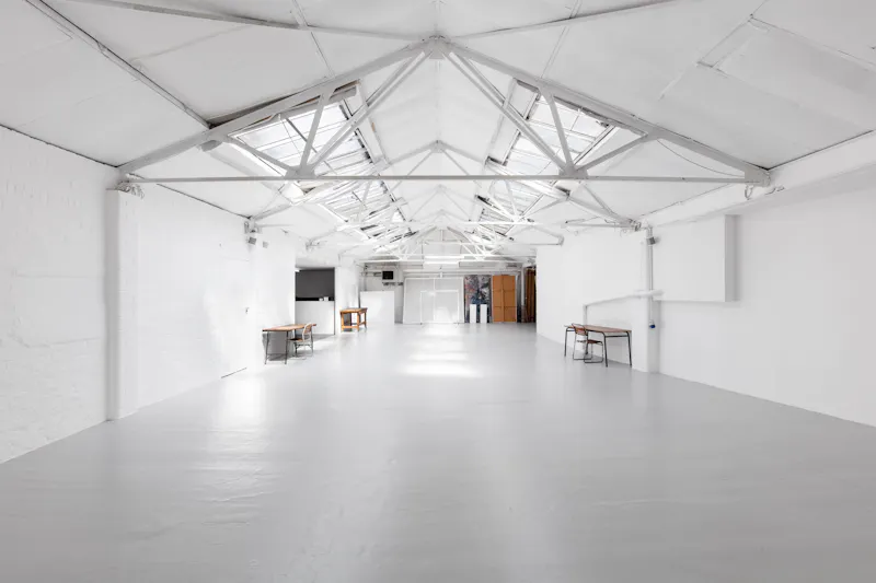 White drive-in studio Dalston, N553 (photo 2)