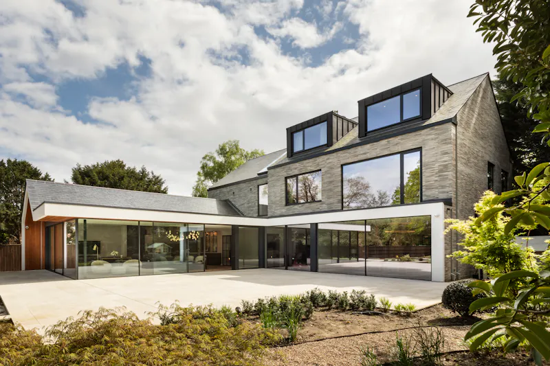 Luxury Esher modern home, K500 (photo 42)