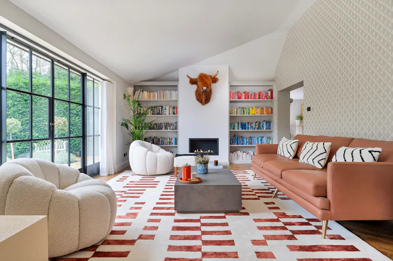 Wallpaper at On-trend Modern Country House, D2775 (photo 7)