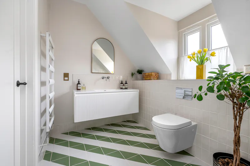 Bathroom at On-trend Modern Country House, D2775 (photo 36)