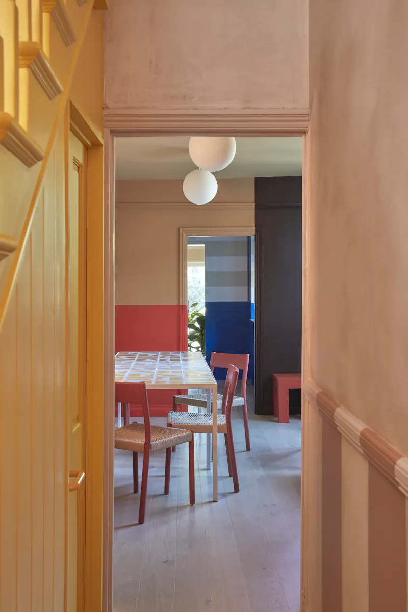 Dining room at Colourful Harringay house, B2041 (photo 13)