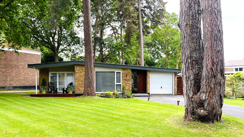American bungalow Crowthorne, D2505 (photo 1)