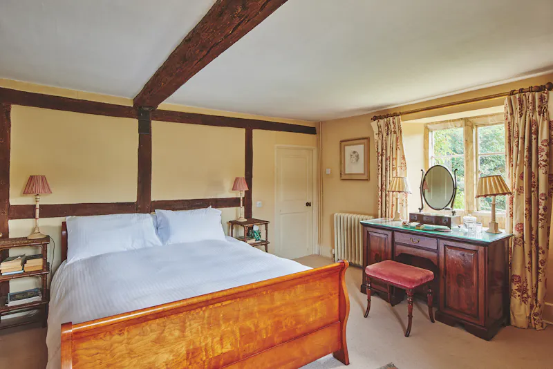 Bedroom at Picturesque Cotswold Grange, C943 (photo 15)