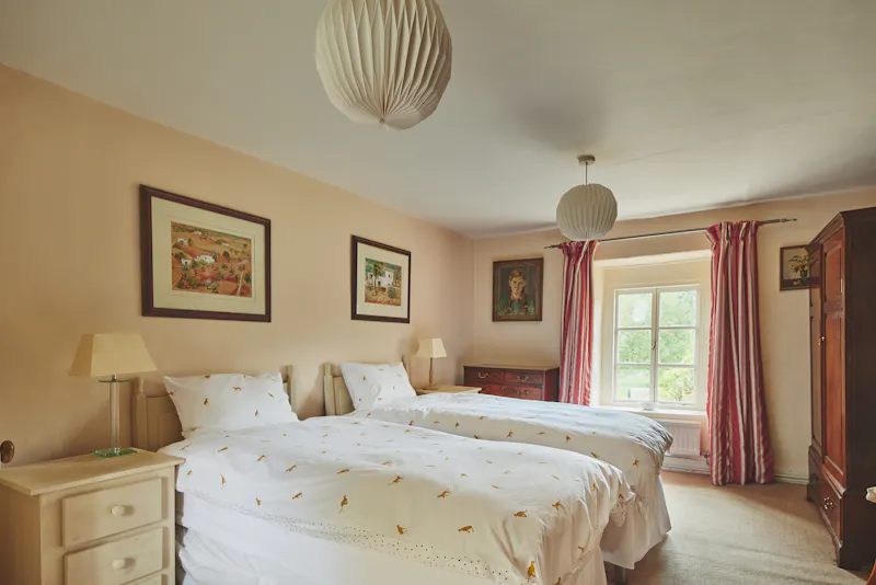 Bedroom at Picturesque Cotswold Grange, C943 (photo 17)